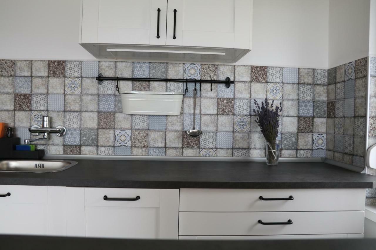 Exclusive Beachfront Villa Fonyód Екстериор снимка